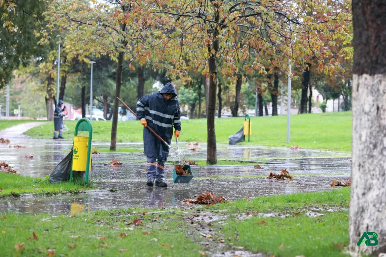 Bursa'da sonbahar temizliği