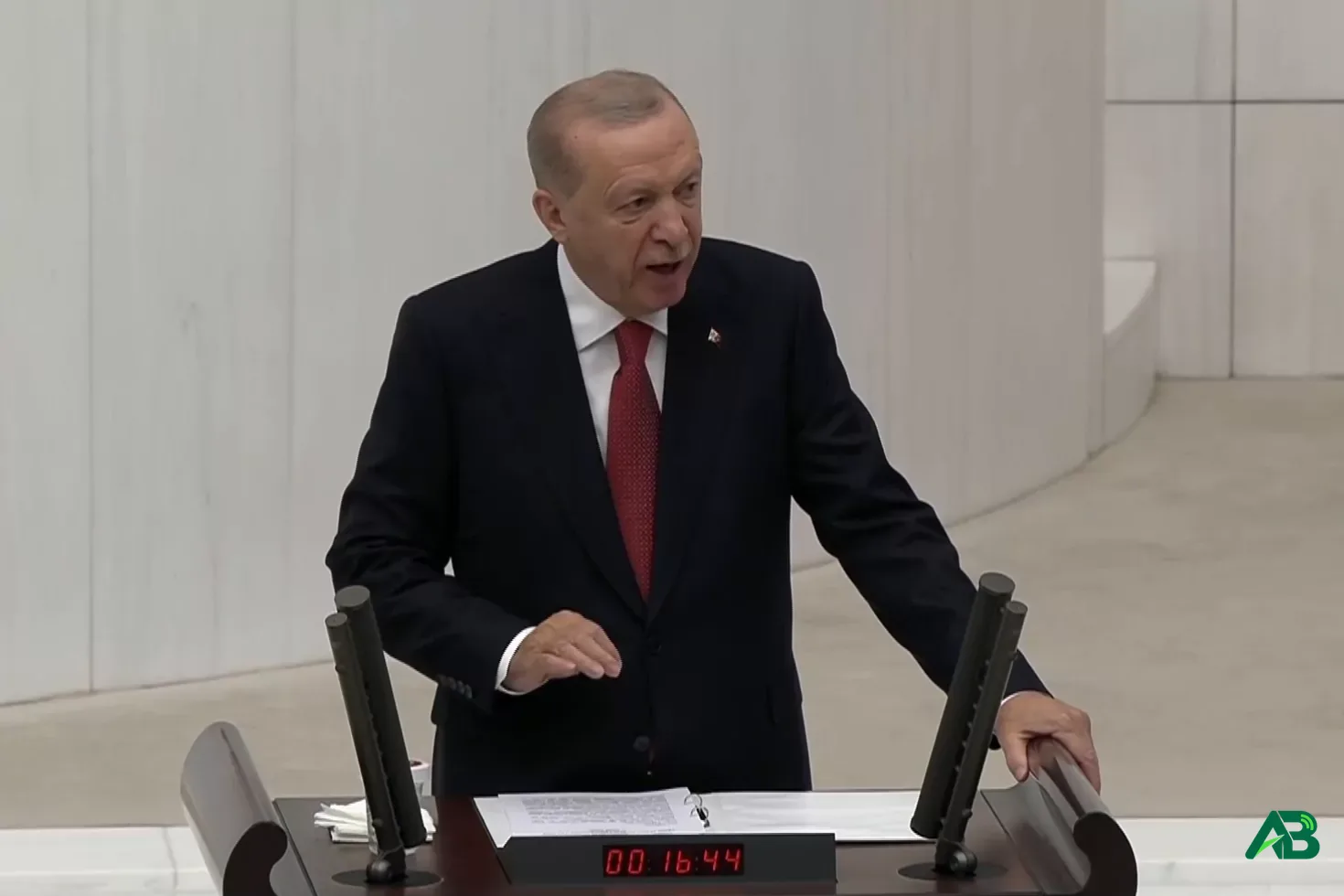Erdoğan: Fon piyasasındaki sorunu süratle çözüyoruz